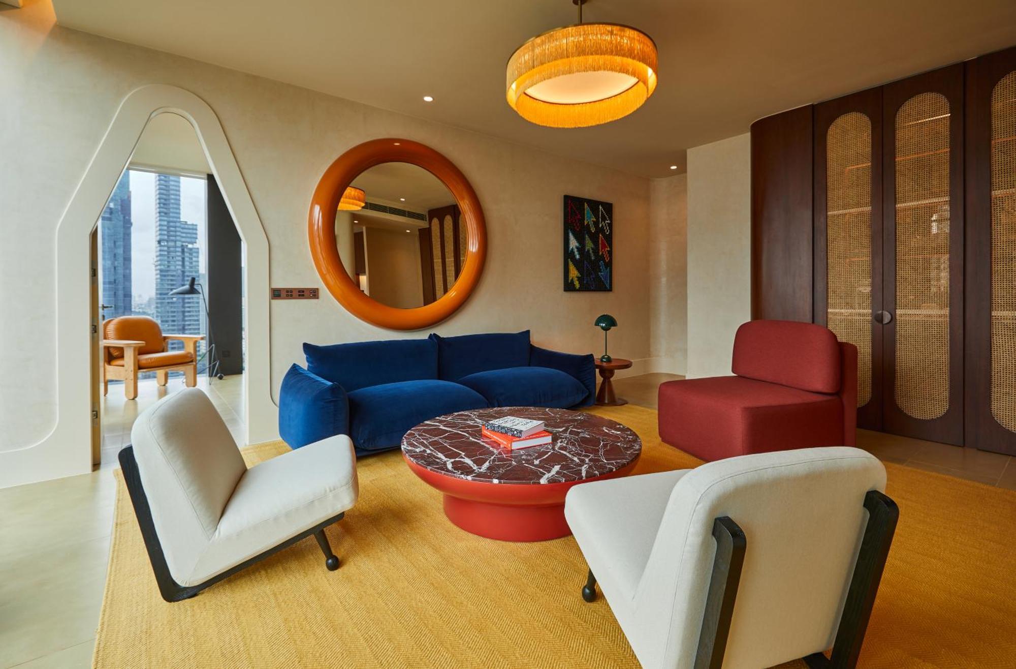 The Standard, Bangkok Mahanakhon Camera foto The interior of a suite at the Mandarin Oriental, Hong Kong