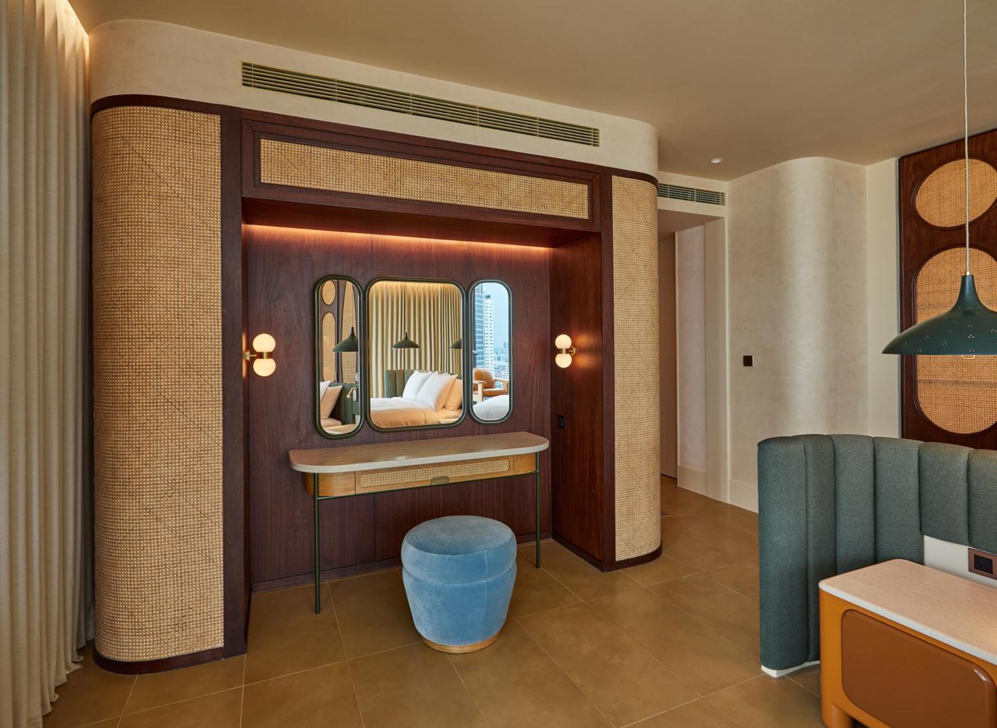 The Standard, Bangkok Mahanakhon Camera foto A room at the hotel